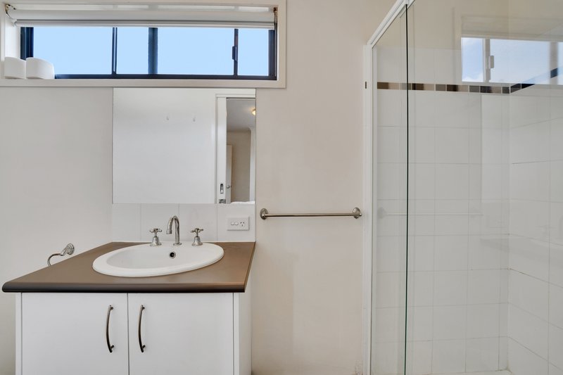 Photo - 1/28 Malcliff Road, Newhaven VIC 3925 - Image 6