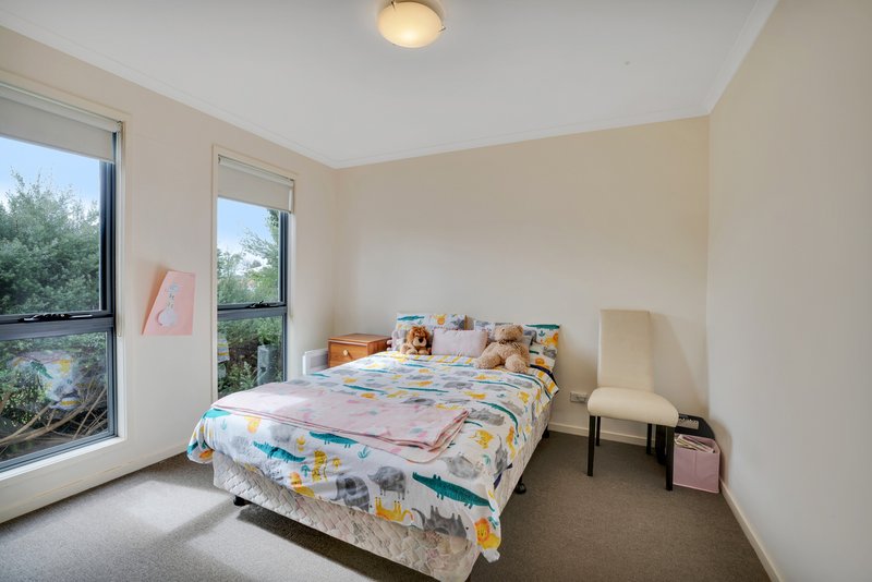 Photo - 1/28 Malcliff Road, Newhaven VIC 3925 - Image 8