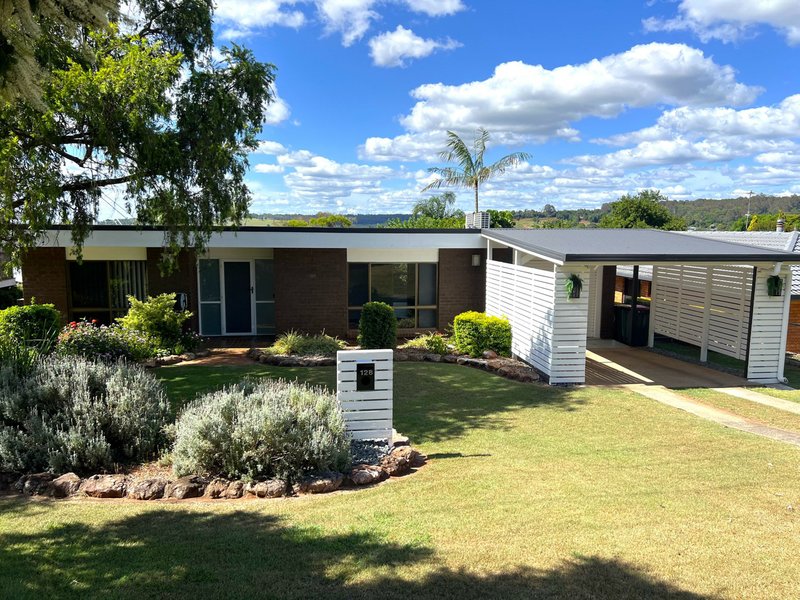 128 Moore Street, Kingaroy QLD 4610