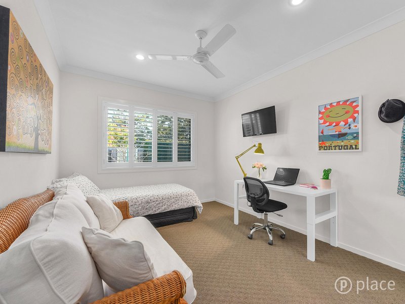 Photo - 128 O'Doherty Circuit, Nudgee QLD 4014 - Image 11