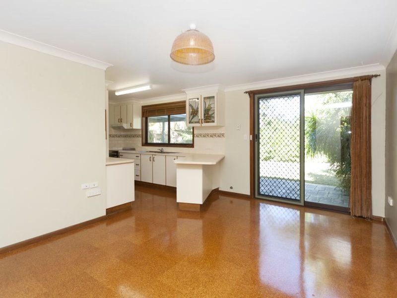 Photo - 128 Old Bar Road, Old Bar NSW 2430 - Image 3