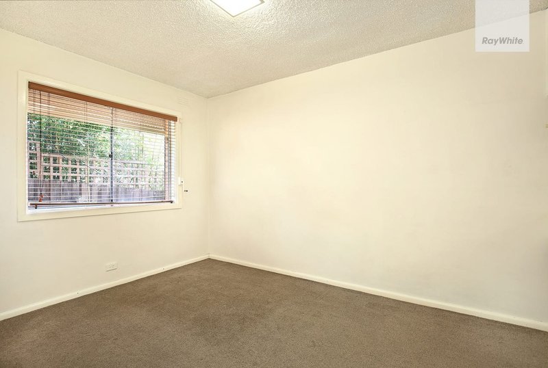 Photo - 1/28 Ormond Road, Ascot Vale VIC 3032 - Image 7