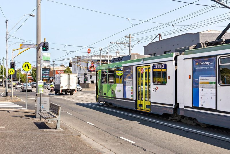Photo - 1/28 Ormond Road, Ascot Vale VIC 3032 - Image 10