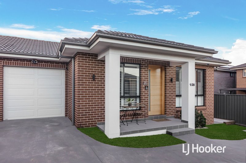 1/28 Persea Avenue, Riverstone NSW 2765