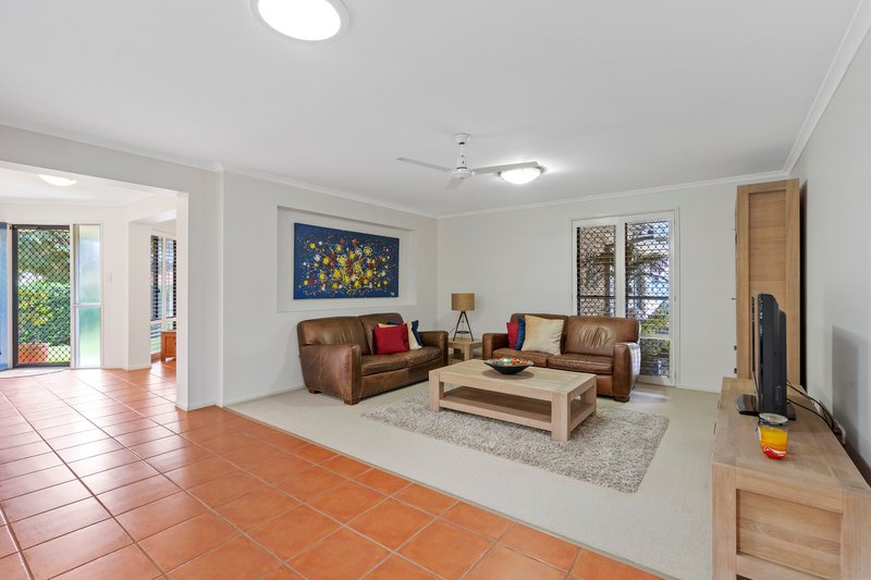 Photo - 128 Petersen Street, Wynnum QLD 4178 - Image 10