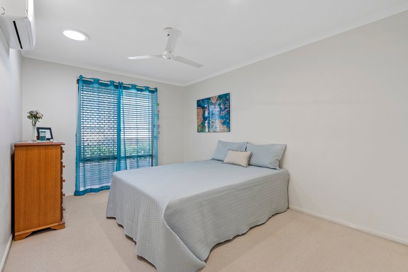 Photo - 128 Petersen Street, Wynnum QLD 4178 - Image 17