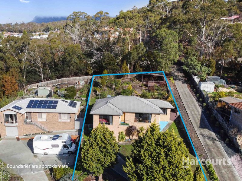 Photo - 128 Pitcairn Street, Montrose TAS 7010 - Image 2