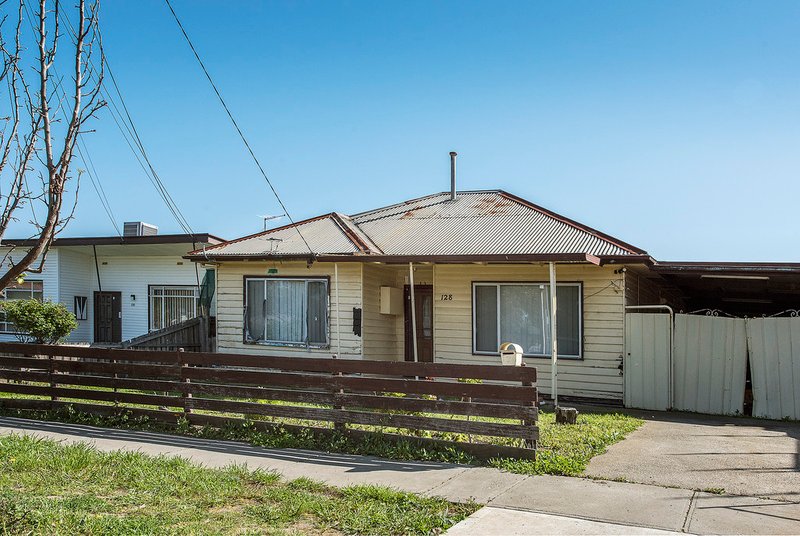 Photo - 128 Power Street, St Albans VIC 3021 - Image 2