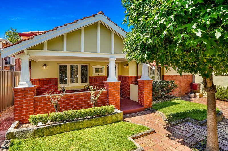 Photo - 128 Shakespeare Street, Mount Hawthorn WA 6016 - Image 1