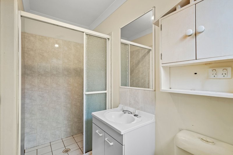 Photo - 128 Short Street, Boronia Heights QLD 4124 - Image 19