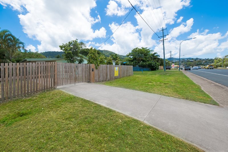 Photo - 128 Shute Harbour Road, Cannonvale QLD 4802 - Image 15