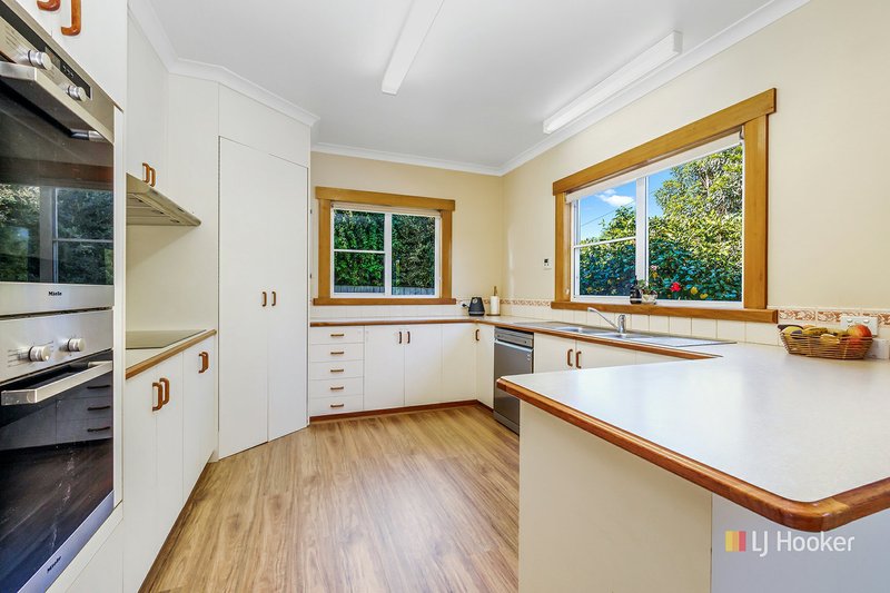 Photo - 128 Steele Street, Devonport TAS 7310 - Image 5