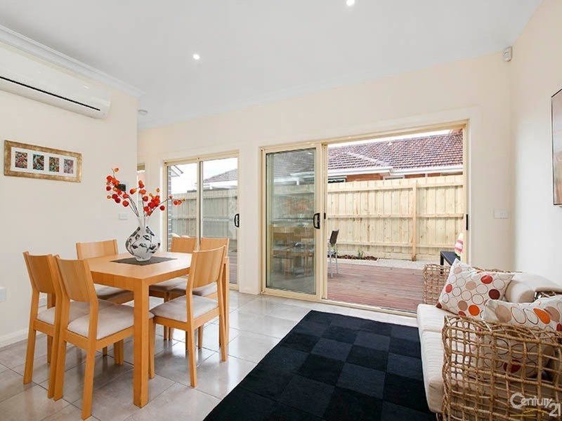 Photo - 1/28 Strathmore Street, Bentleigh VIC 3204 - Image 5