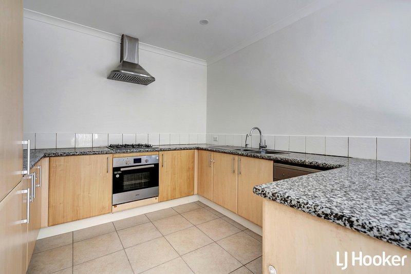 Photo - 12/8 Toledo Close, Cannington WA 6107 - Image 2