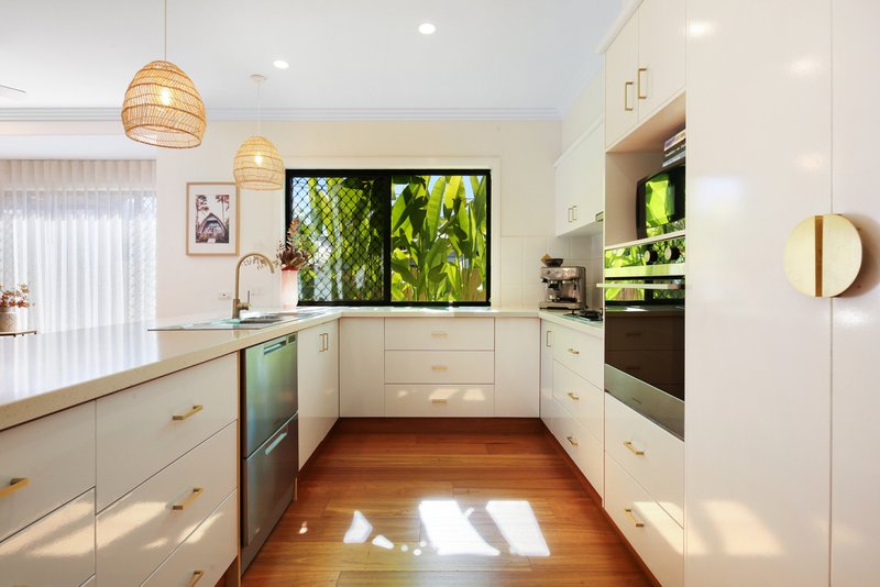 Photo - 1/28 Twenty Third Avenue, Palm Beach QLD 4221 - Image 2