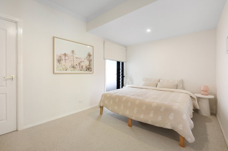 Photo - 1/28 Twenty Third Avenue, Palm Beach QLD 4221 - Image 17