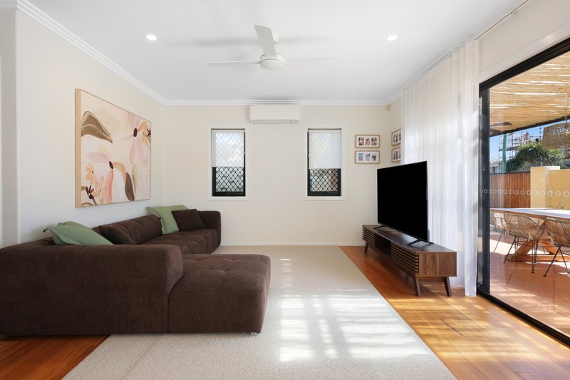 Photo - 1/28 Twenty Third Avenue, Palm Beach QLD 4221 - Image 20
