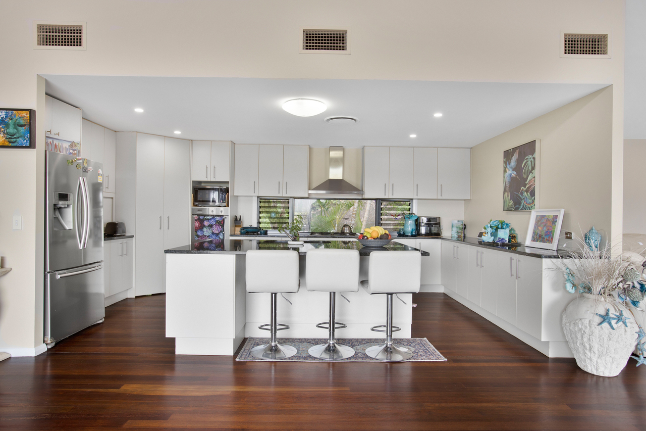 5-bedroom house at 128 Valdora Road, Valdora, QLD 4561, , Queensland