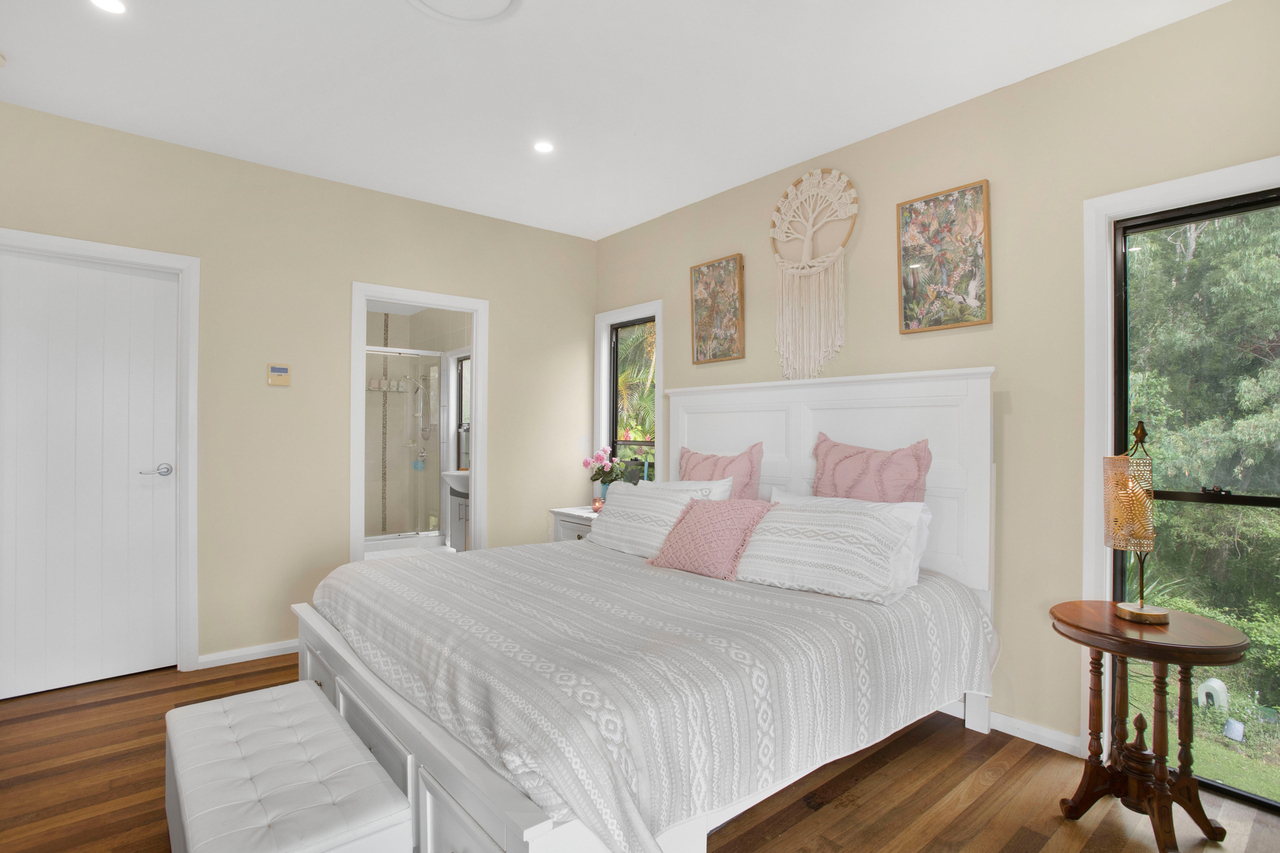 5-bedroom house at 128 Valdora Road, Valdora, QLD 4561, , Queensland