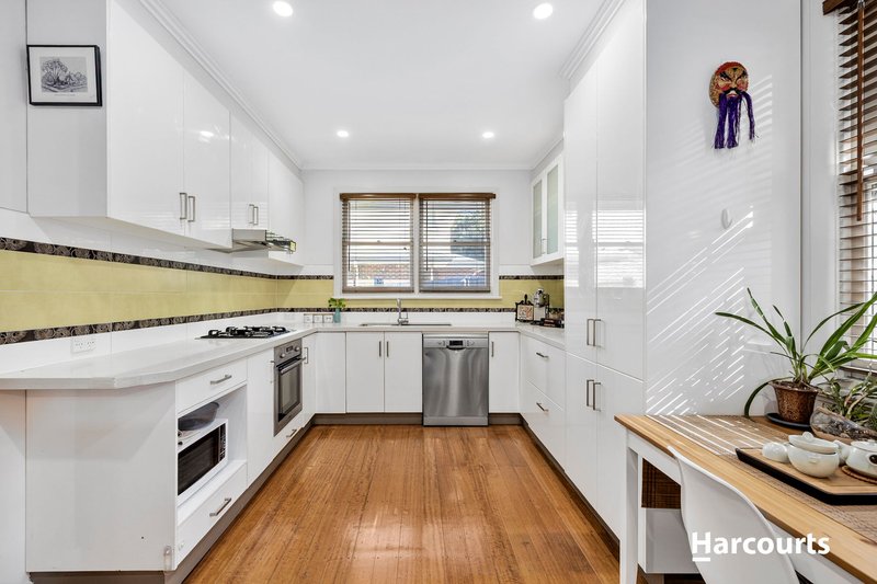 Photo - 1/28 Walwa Street, Mitcham VIC 3132 - Image 6