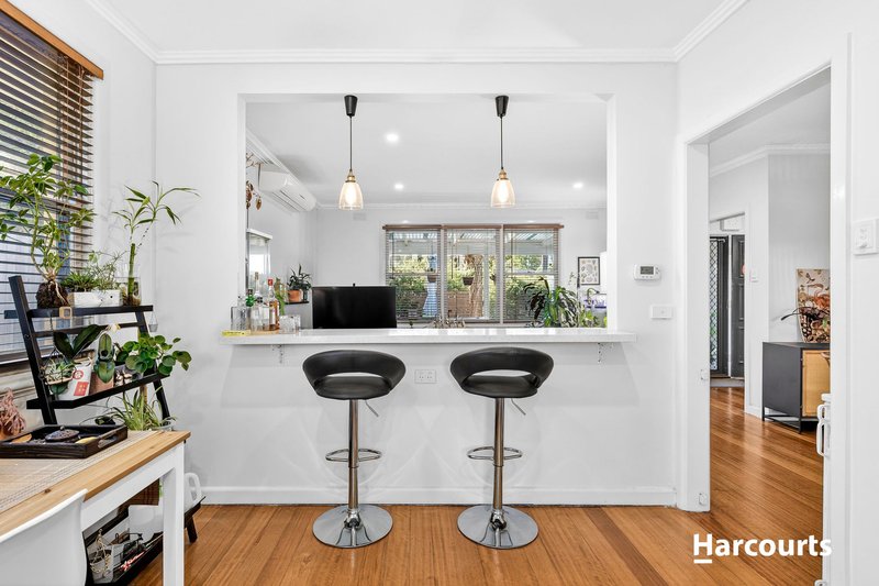 Photo - 1/28 Walwa Street, Mitcham VIC 3132 - Image 7