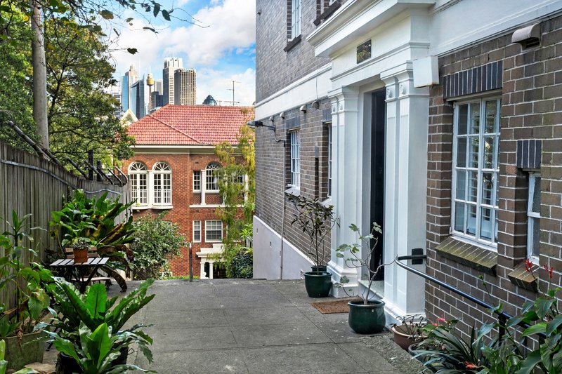 Photo - 1/28 Waruda Street, Kirribilli NSW 2061 - Image 6