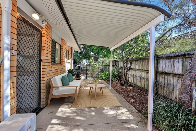 Photo - 1/28 William Street, Urangan QLD 4655 - Image 9
