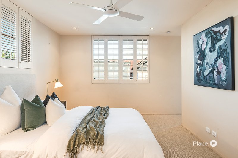 Photo - 128 Windermere Road, Hamilton QLD 4007 - Image 20