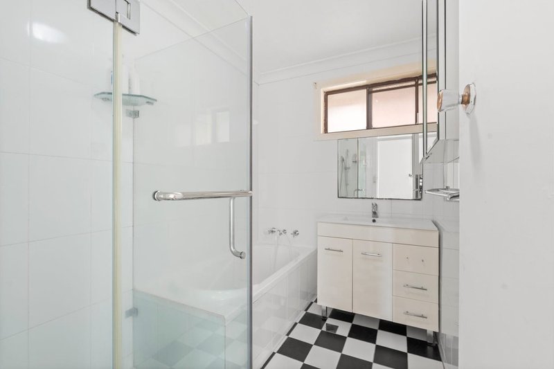 Photo - 128 Woronora Parade, Oatley NSW 2223 - Image 10