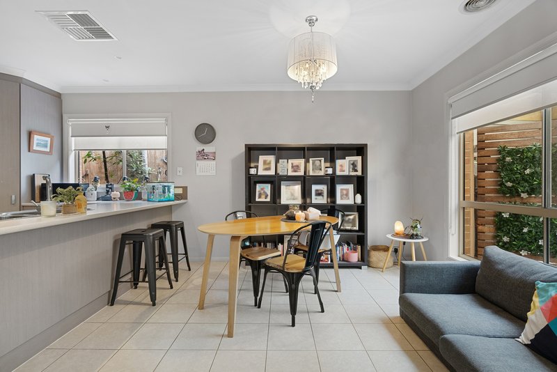 Photo - 12/80 Main Street, Bacchus Marsh VIC 3340 - Image 5