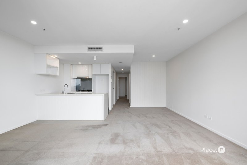 Photo - 12801/22 Merivale Street, South Brisbane QLD 4101 - Image 2