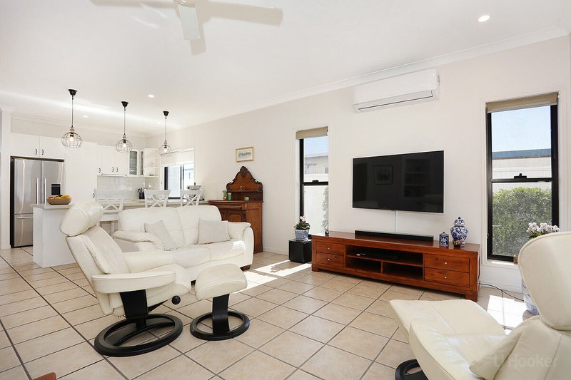Photo - 1/281 Bayview Street, Hollywell QLD 4216 - Image 5