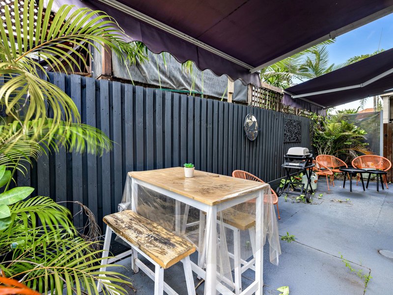 Photo - 1/281 Lake Street, Cairns North QLD 4870 - Image 7
