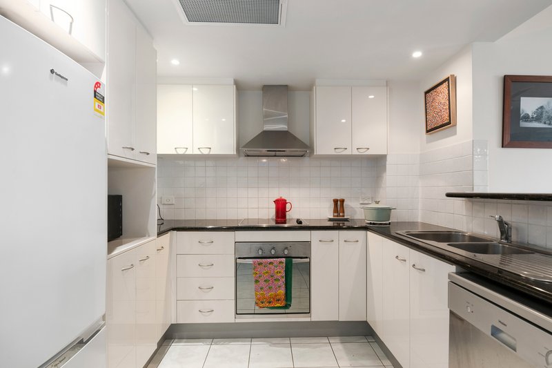 Photo - 128/193 Main Street, Kangaroo Point QLD 4169 - Image 3
