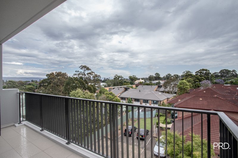 Photo - 12/83 Copeland Street, Penrith NSW 2750 - Image 9