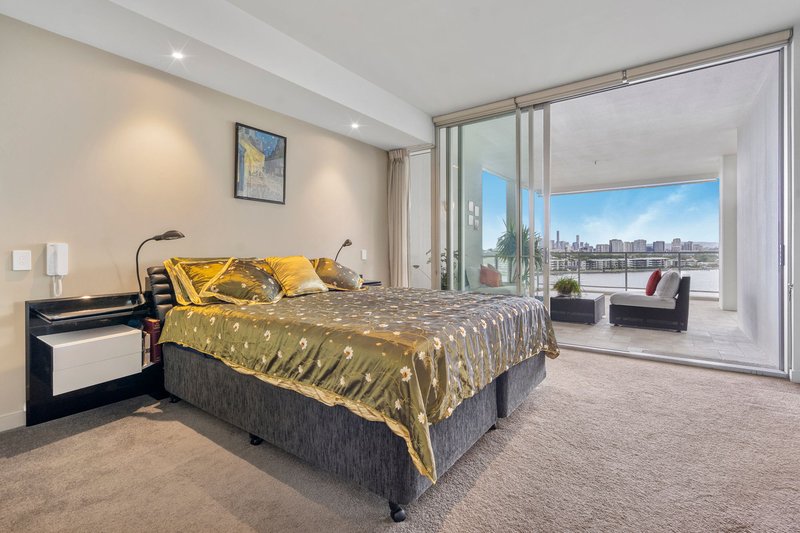 Photo - 128/37 Harbour Road, Hamilton QLD 4007 - Image 11
