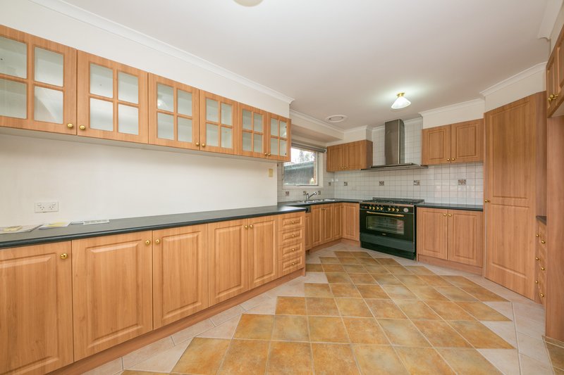 Photo - 1/285 Blackburn Road, Doncaster East VIC 3109 - Image 2