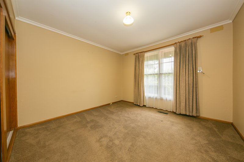 Photo - 1/285 Blackburn Road, Doncaster East VIC 3109 - Image 6