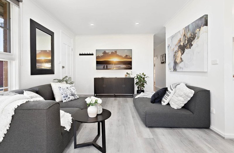 Photo - 1/285 Canterbury Road, Heathmont VIC 3135 - Image 2