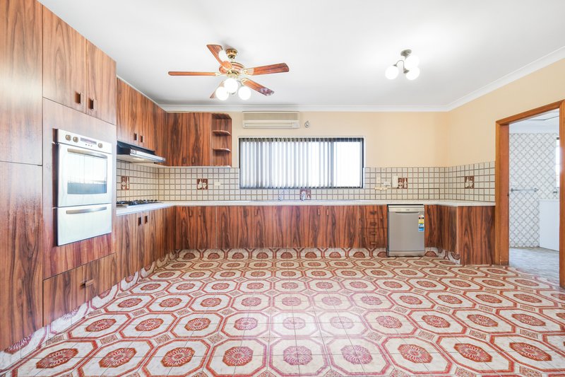 Photo - 1285 Mamre Road, Kemps Creek NSW 2178 - Image 6