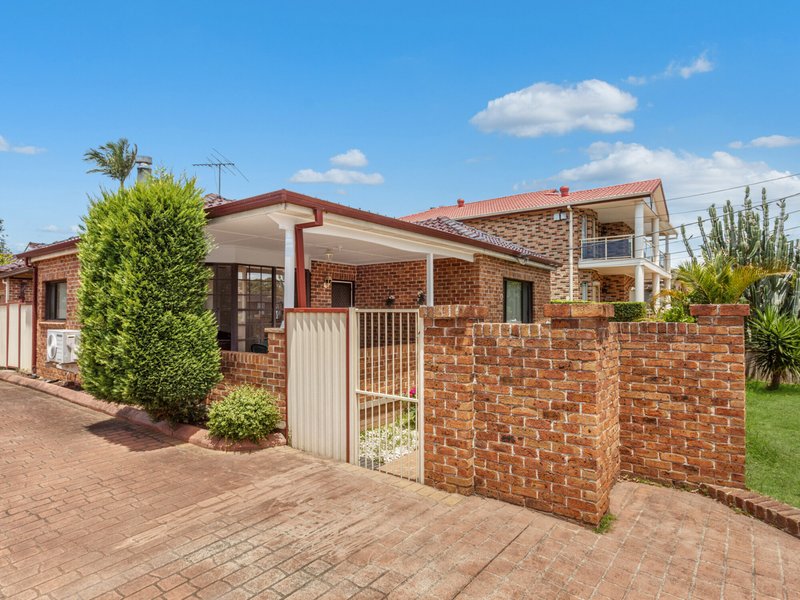 Photo - 1/285 Miller Road, Bass Hill NSW 2197 - Image 1