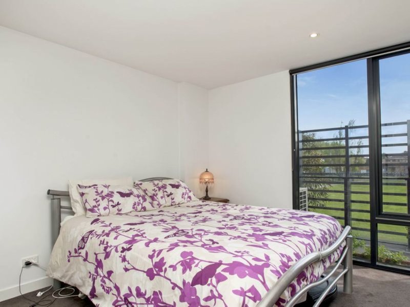 Photo - 128/68 Mount Alexander Road, Travancore VIC 3032 - Image 5