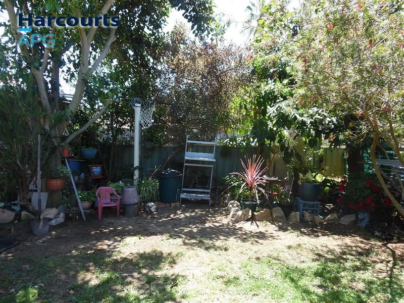 Photo - 1/288 Blair Street, South Bunbury WA 6230 - Image 12