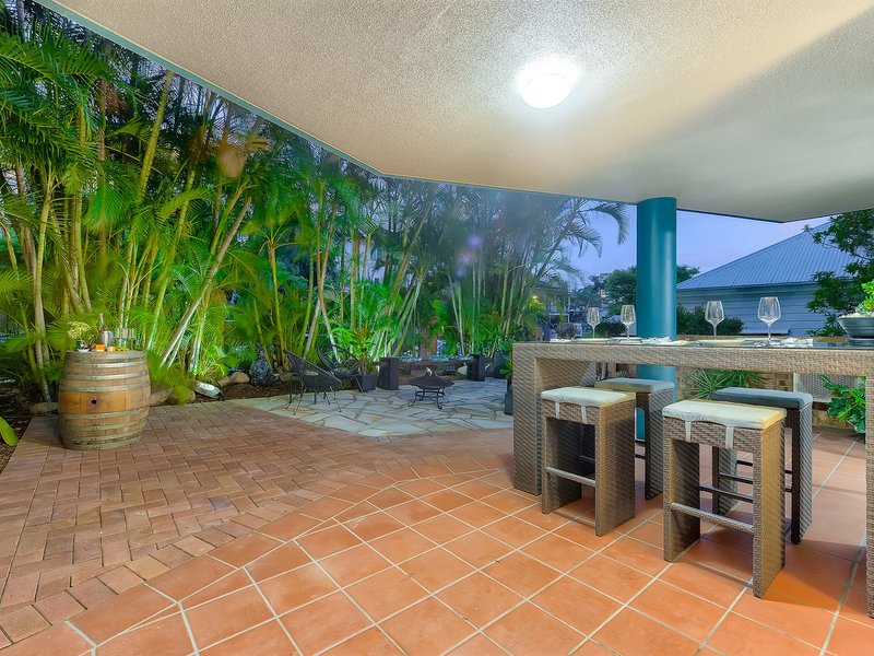 Photo - 1/289 Harcourt Street, Teneriffe QLD 4005 - Image 4