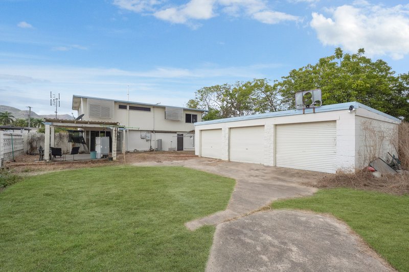 Photo - 1289 Riverway Drive, Kelso QLD 4815 - Image 3