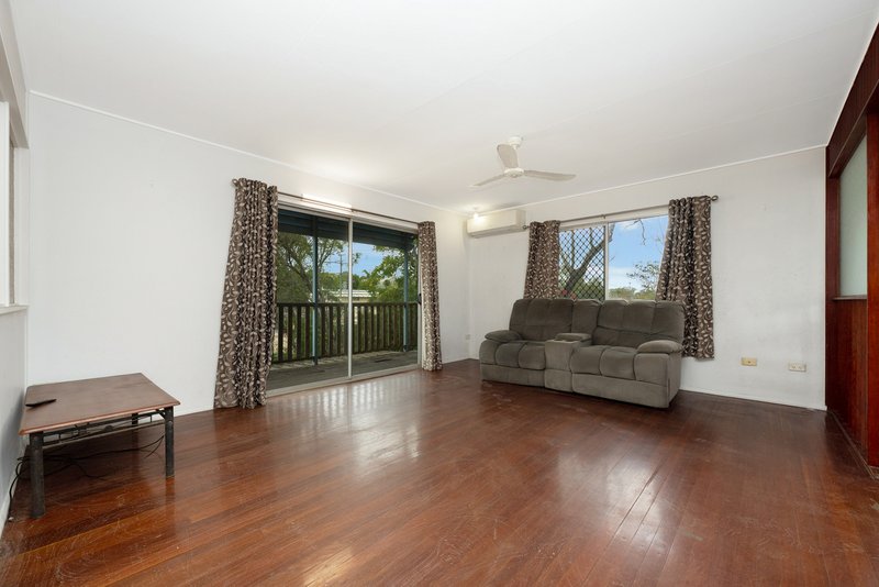 Photo - 1289 Riverway Drive, Kelso QLD 4815 - Image 4