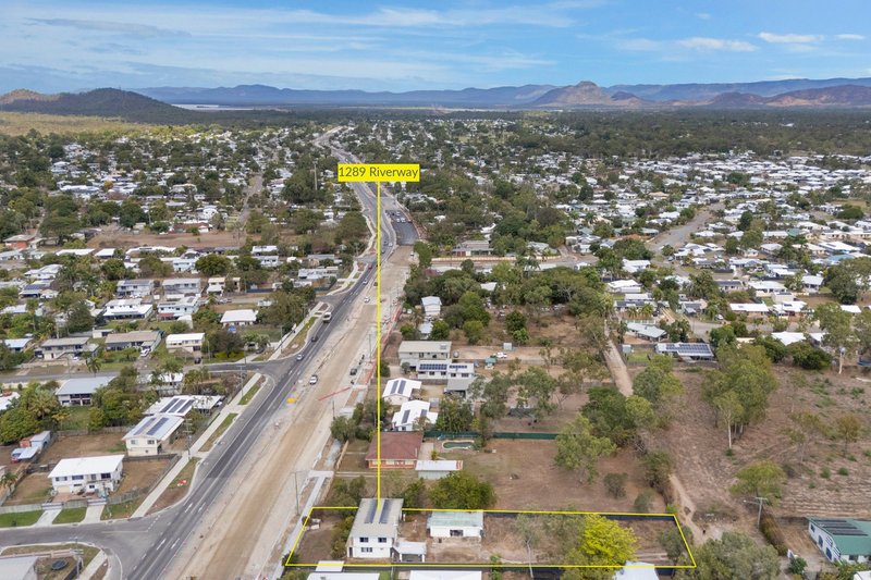 Photo - 1289 Riverway Drive, Kelso QLD 4815 - Image 13