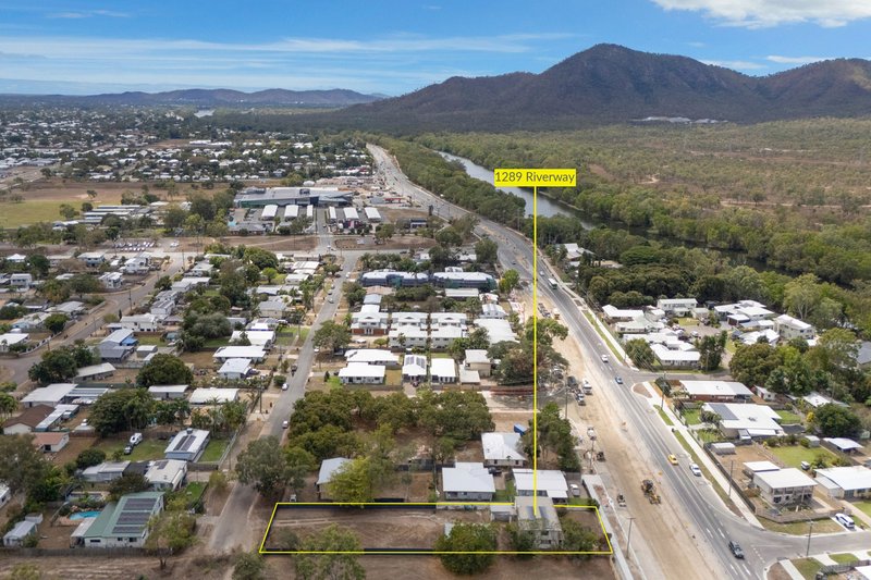 Photo - 1289 Riverway Drive, Kelso QLD 4815 - Image 14
