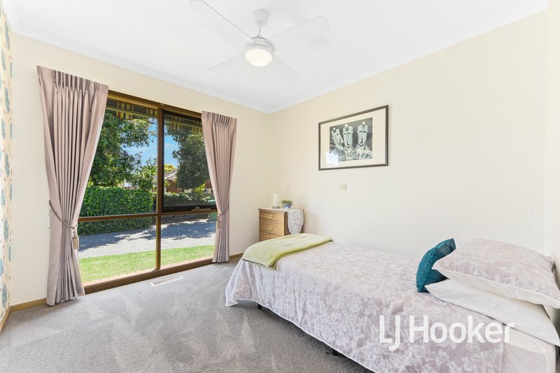 Photo - 1/28A Henry Street, Pakenham VIC 3810 - Image 9