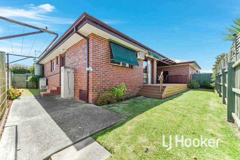 Photo - 1/28A Henry Street, Pakenham VIC 3810 - Image 13